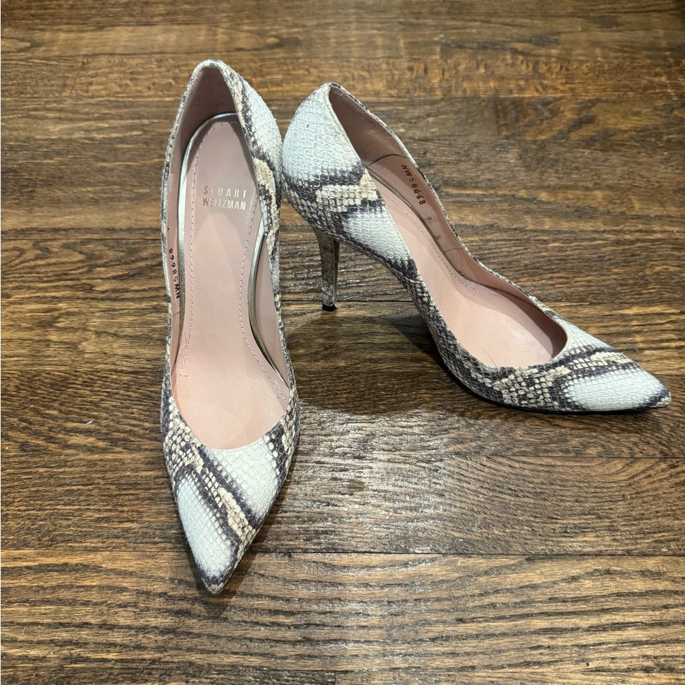 Stuart Weitzman Snakeskin Print Pointed Toe Heels Pumps Women’s Size 9